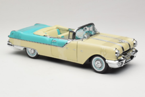 Pontiac Star Chief I Love Lucy Nautilus Blue Biały Sun Star 1:18 5057 Metal — zdjęcie 5 z 7
