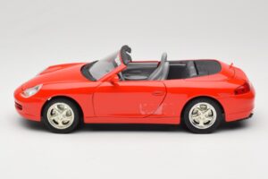 Porsche 911 996 Kabriolet Czerwony Mira 1:18 6930 Metal — zdjęcie 4 z 8