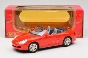 Porsche 911 996 Kabriolet Czerwony Mira 1:18 6930 Metal — zdjęcie 8 z 8