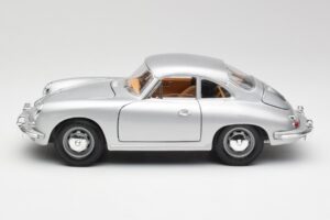 Porsche 356B Srebrny & Brązowe Wnętrze Bburago 1:18 3021-M2 Metal — zdjęcie 4 z 8