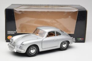 Porsche 356B Srebrny & Brązowe Wnętrze Bburago 1:18 3021-M2 Metal — zdjęcie 8 z 8