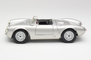 Porsche 550 A Spyder Srebrny Maisto 1:18 50314 Metal — zdjęcie 4 z 8