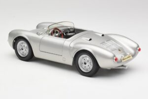 Porsche 550 A Spyder Srebrny Maisto 1:18 50314 Metal — zdjęcie 7 z 8