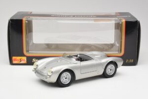 Porsche 550 A Spyder Srebrny Maisto 1:18 50314 Metal — zdjęcie 8 z 8