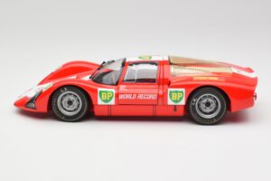Porsche 906E BP World Record Runs Monza 1967 Minichamps 1:18 100676100 Metal — zdjęcie 4 z 8