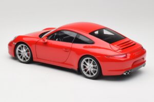 Porsche 911 991 Carrera S Guards Czerwony Minichamps 1:18 100061020 Metal — zdjęcie 7 z 8