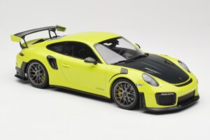 Porsche 911 991.2 GT2 RS Limonkowy z Srebrnymi Felgami Minichamps 1:18 155068309 Metal — zdjęcie 4 z 6