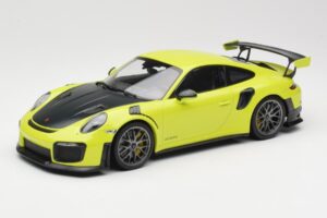 Porsche 911 991.2 GT2 RS Limonkowy z Srebrnymi Felgami Minichamps 1:18 155068309 Metal