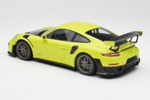 Porsche 911 991.2 GT2 RS Limonkowy z Srebrnymi Felgami Minichamps 1:18 155068309 Metal — zdjęcie 5 z 6