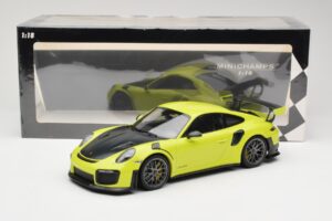 Porsche 911 991.2 GT2 RS Limonkowy z Srebrnymi Felgami Minichamps 1:18 155068309 Metal — zdjęcie 6 z 6