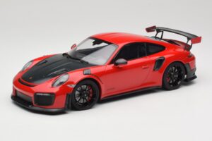 Porsche 911 GT2 RS 991.2 Czerwony Czarne Felgi Minichamps 1:18 155968307 Metal