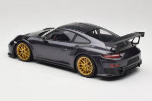 Porsche 911 991.2 GT2 RS Weissach Package Purple Metallic Z Złotymi Kołami Magnezowymi Minichamps 1:18 153068322 Metal — zdjęcie 5 z 6