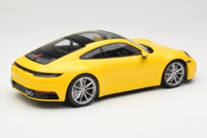 Porsche 911 992 Carrera 4S Żółty Minichamps 1:18 155067320 Metal — zdjęcie 2 z 6
