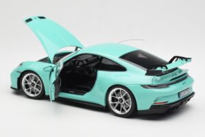 Porsche 911 992 GT3 Mint Zielony Norev 1:18 187316 Metal — zdjęcie 5 z 8