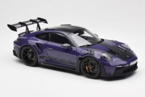 Porsche 911 992 GT3 RS Weissach Package Ultraviolet Norev 1:18 187368 Metal — zdjęcie 6 z 8