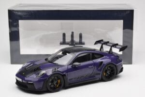 Porsche 911 992 GT3 RS Weissach Package Ultraviolet Norev 1:18 187368 Metal — zdjęcie 8 z 8