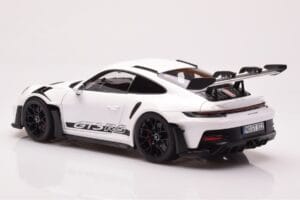 Porsche 911 992 GT3 RS Biały Norev 1:18 187361 Metal — zdjęcie 7 z 8