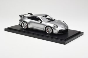 Porsche 911 992 GT3 Srebrny Minichamps 1:18 WAP0211510M004 Żywica — zdjęcie 4 z 7