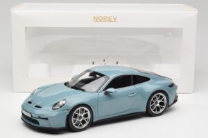 Porsche 911 992 S/T Meissen Blue Norev 1:18 187470 Metal — zdjęcie 8 z 8