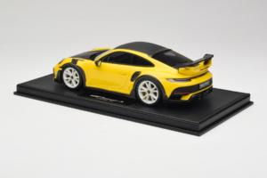 Porsche 911 992 TechArt GTstreet R Żółty Z Białymi Kołami TechArt 1:18 REMC015 Żywica — zdjęcie 4 z 6
