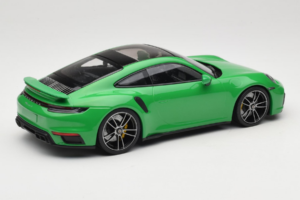 Porsche 911 992 Turbo S Zielony Minichamps 1:18 153069077 Metal — zdjęcie 2 z 6