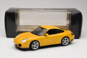 Porsche 911 996 Carrera 4S Żółty Maisto 1:18 WAP02101610 Metal — zdjęcie 8 z 8