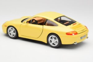 Porsche 911 996 Carrera Żółty Bburago 1:18 30085-M1 Metal — zdjęcie 7 z 8