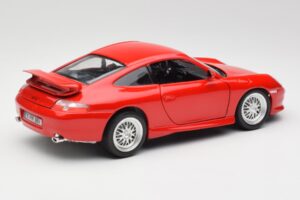 Porsche 911 996 GT3 Strasse Czerwony Bburago 1:18 30395 Metal — zdjęcie 3 z 8