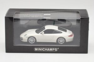 Porsche 911 997 Carrera 4S Carrara Biały Minichamps 1:43 403066431 Metal — zdjęcie 4 z 4
