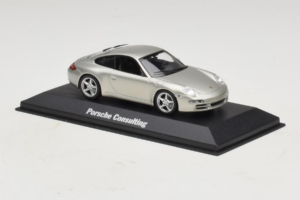 Porsche 911 997 Carrera Silver Metallic Minichamps 1:43 WAP02011515 Metal — zdjęcie 2 z 5