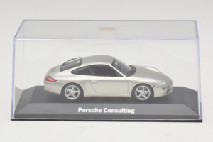 Porsche 911 997 Carrera Silver Metallic Minichamps 1:43 WAP02011515 Metal — zdjęcie 4 z 5