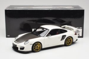 Porsche 911 997 GT2 RS Biały & Złoty Koła Minichamps 1:18 100069406 Metal — zdjęcie 8 z 8
