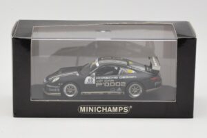 Porsche 911 997 GT3 Cup #89 Porsche Design Supercup VIP Car 2007 Minichamps 1:43 WAP02013817 Metal — zdjęcie 4 z 4