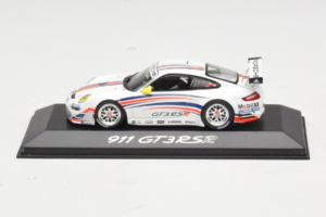 Porsche 911 997 GT3 RSR Biały z Niebieskimi i Pomarańczowymi Paskami 2007 Minichamps 1:43 WAP02000618 Metal