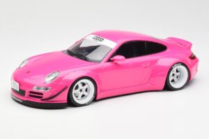 Porsche 911 997 RWB Różowy IXO 1:18 18CMC167 Metal