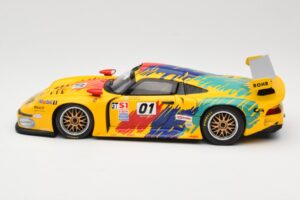 Porsche 911 GT1 #1 D. Rohr / R. Pilgrim / A. McNish 1997 UT Models 1:18 39724 Metal — zdjęcie 4 z 8