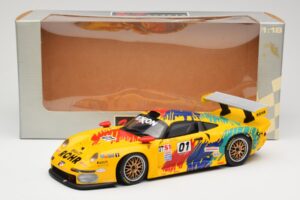 Porsche 911 GT1 #1 D. Rohr / R. Pilgrim / A. McNish 1997 UT Models 1:18 39724 Metal — zdjęcie 8 z 8
