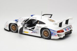 Porsche 911 GT1 #6 T. Boutsen / H-J. Stuck 1997 UT Models 1:18 39720 Metal — zdjęcie 5 z 8