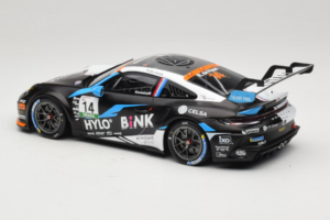 Porsche 911 GT3 Cup 992 #14 R. de Haan Oschersleben GP 2024 IXO 1:18 18RMC219 Metal — zdjęcie 5 z 6