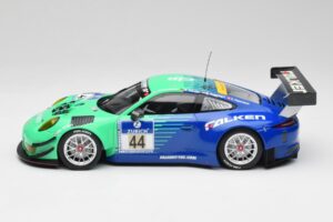 Porsche 911 GT3 R #44 Falken Motorsport W. Henzler / P. Dumbreck NBR 2016 Minichamps 1:18 155166044 Metal — zdjęcie 3 z 6
