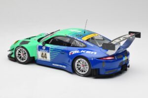 Porsche 911 GT3 R #44 Falken Motorsport W. Henzler / P. Dumbreck NBR 2016 Minichamps 1:18 155166044 Metal — zdjęcie 5 z 6