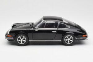 Porsche 911 S Czarny Schuco 1:18 450047200 Metal — zdjęcie 4 z 8