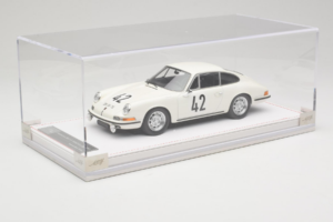 Porsche 911 S #42 R. Buchet / H. Linge Auguste Veuillet 24 Hours of Le Mans Class Winner 1967 IVY 1:18 REMC006 Żywica — zdjęcie 2 z 6