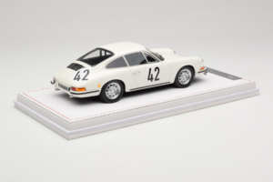Porsche 911 S #42 R. Buchet / H. Linge Auguste Veuillet 24 Hours of Le Mans Class Winner 1967 IVY 1:18 REMC006 Żywica — zdjęcie 3 z 6