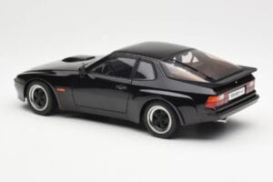 Porsche 924 Carrera GT Czarny AUTOart 1:18 78001 Metal — zdjęcie 7 z 8