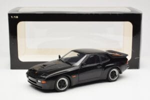Porsche 924 Carrera GT Czarny AUTOart 1:18 78001 Metal — zdjęcie 8 z 8