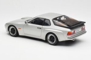 Porsche 924 Carrera GT Diamond Srebrny AUTOart 1:18 78002 Metal — zdjęcie 7 z 8