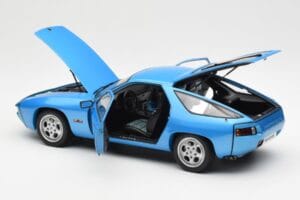 Porsche 928 Niebieski AUTOart 1:18 77901 Metal — zdjęcie 5 z 8