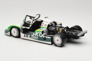 Porsche 956L #16 Skoal Bandit G. Edwards / D. Sears / M. Bleekemolen 24 Hours of Le Mans 1983 Minichamps 1:18 183836916 Metal — zdjęcie 5 z 8