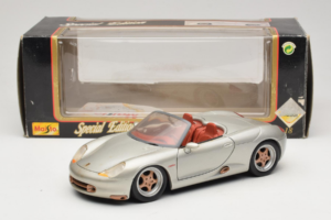Porsche Boxster 986 Concept Srebrny Maisto 1:18 50231 Metal — zdjęcie 8 z 8